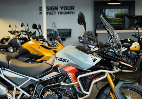 Triumph otworzył dwa nowe salony. Sprawdź lokalizacje