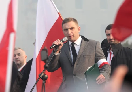 Bąkiewicz usłyszał zarzuty. 
