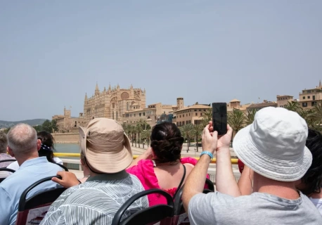 Zaskakująca zmiana w turystyce. Taki kurs chcą utrzymać hiszpańskie wyspy