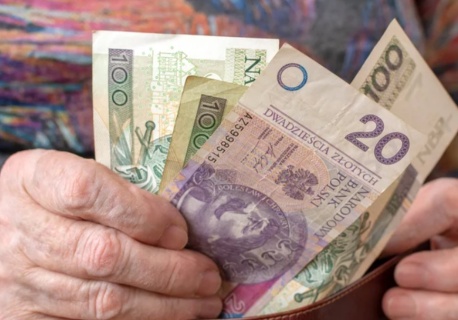 Ile można dorobić do emerytury? ZUS opublikował nowe limity