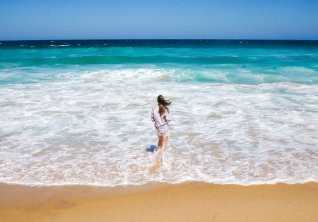 Opiekują się seniorami w Niemczech, by wyjechać na wakacje all inclusive. Polskie opiekunki żyją ponad stan