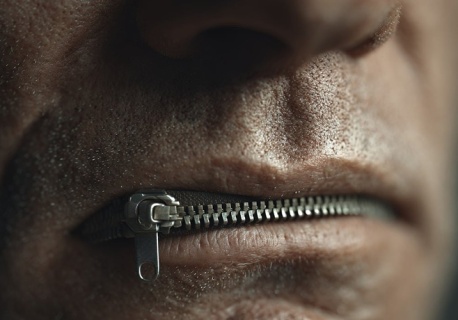 Jaka „wolność słowa”? Trwa ofensywa USA przeciwko unijnemu DSA