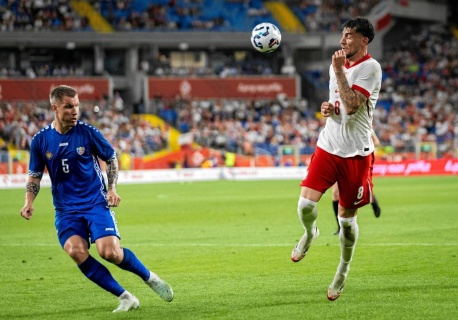 Były trener Wisły zobaczył, co zrobił Moder. Dostało się Van Persiemu