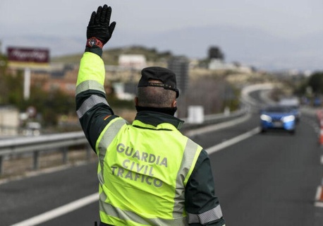 Wyspy na celowniku DGT: Kontrole ciężarówek i autobusów