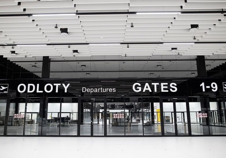 Nowa strategia dla lotniska Warszawa-Radom. Czas na model hybrydowy