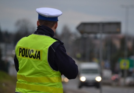 Zatrzymany 27-latek z dwoma zakazami prowadzenia. Grozi mu przepadek auta