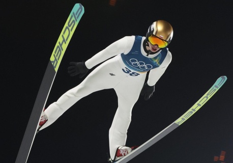 Kacper Tomasiak tylko 0,1 punktu do podium igrzysk. To może być nasz pierwszy medal! RELACJA NA ŻYWO