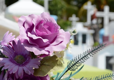 Spadek, ZUS, bank. Jak odzyskać pieniądze po zmarłym? Wyjaśniamy