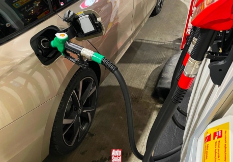 To nie żadne triki, to proste sposoby na tańszą jazdę autem. Tak obniżysz spalanie