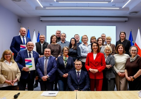 Wsparcie dla ZAZ-ów w Małopolsce. Nawojowa i Stróże wśród beneficjentów