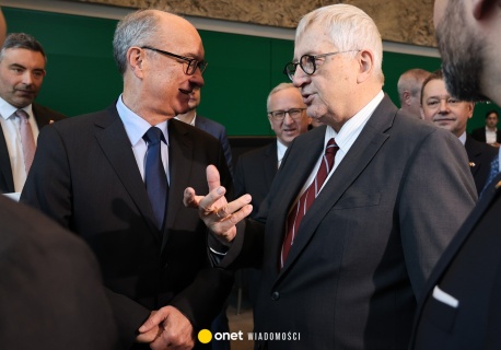 Posłowie dostali podwyżki. Wciąż twierdzą, że powinni zarabiać więcej