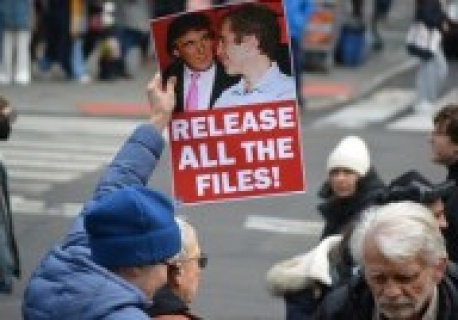 Kongresmeni USA poznali nieocenzurowane akta sprawy Epsteina. 