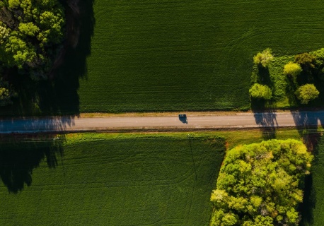 Elektryki miały podbić rynek używanych aut w Polsce. Zamiast tego królują 13-letnie diesle