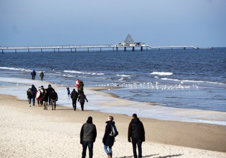 Uzdrowisko rzut beretem od Polski. Termy, morze i cesarski klimat