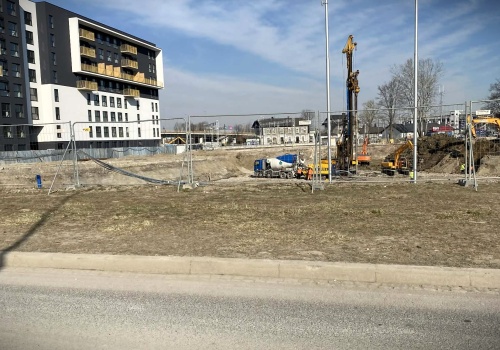 Wysokie koszty administracyjne szokiem dla inwestorów. Czytelnicy alarmują: „to blokuje wynajem” w nowych inwestycjach