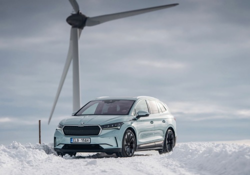 Elektrykiem czy spalinówką przez mrozy? Cała prawda o zimowej eksploatacji