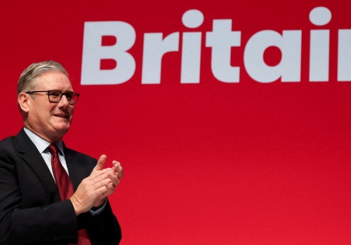 Już było źle, a teraz to. Akta Epsteina są ciosem w serce brytyjskiego systemu. Zabójczym moralnie i politycznie