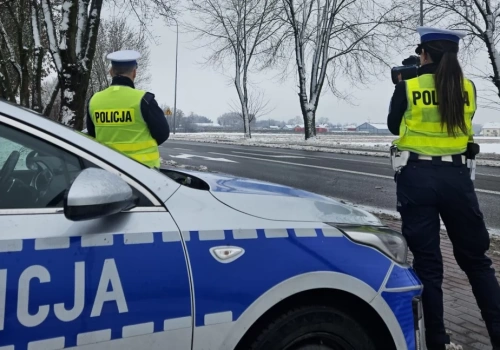 Pirat drogowy w Maserati pędził przez Ciechanów