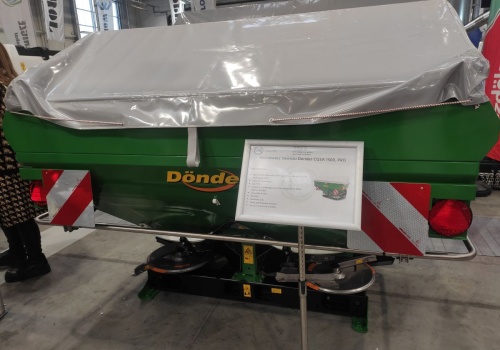 Dönder CGSA – turecki rozsiewacz do nawozów w atrakcyjnej cenie. Ile kosztuje?