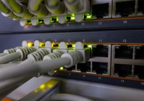 NetSpeedTray – lekki monitor transferu na pasku zadań