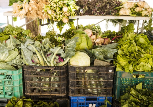 Sytuacja finansowa rolników. Spadek cen skupu i długi ciągną ich w dół