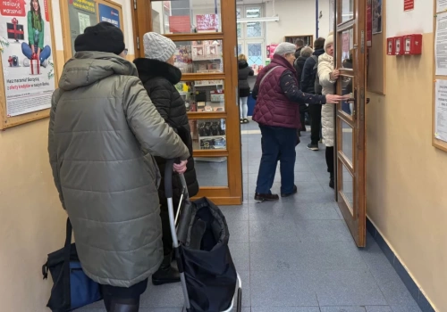 Poczta Polska: Długie kolejki, godzina czekania i skargi mieszkańców