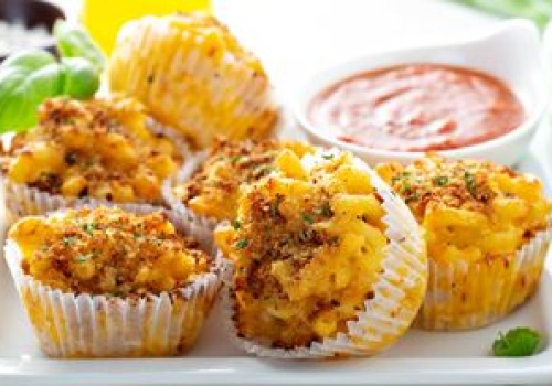 Te wytrawne babeczki to hit na każdej imprezie. Nawet nie pomyślałbyś, że w środku jest makaron