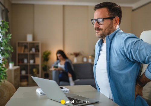 Jak wybrać najlepsze siedzisko do pracy przy biurku? Eksperci podpowiadają