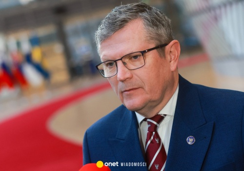 Napięcie wokół słów ambasadora USA. Wiceminister komentuje: zachował się w sposób, który podsycał konflikt