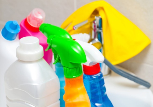 Gdzie wyrzucić resztki środków czyszczących, udrożniających, owadobójczych? 1 błąd i trujesz sąsiadów