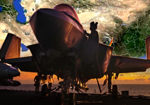 Albo układ, albo wojna? Negocjacje z Iranem na krawędzi, lotniskowiec czeka na znak