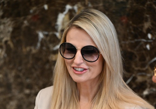 Tajner pokazała brzuch po operacji plastycznej. Minęły trzy miesiące od zabiegu