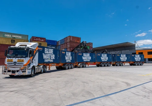 Zestaw na 6 załadowanych kontenerów zatwierdzony pod kątem bezpieczeństwa