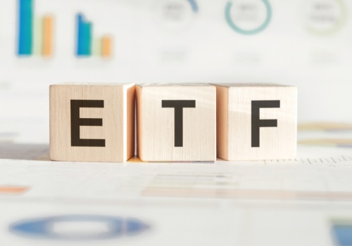 ETF na złoto, srebro i Bitcoin: jak zagrać rynek po korekcie?