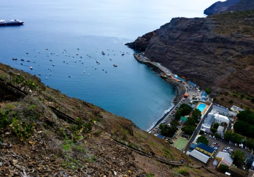 Jedyne lotnisko na wyspie zamknięte. Wszystkie loty odwołano