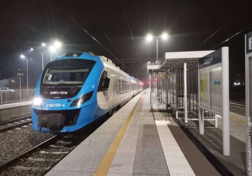 Pociągi z Cieszyna do Krakowa wrócą na tory, ale inwestycja droższa o 370 mln zł