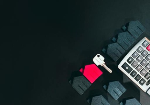 Czy warto brać kredyt hipoteczny w 2026 roku? Eksperci analizują