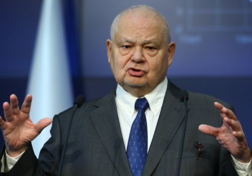 Bloomberg: Polski rząd po cichu zrezygnował z planów postawienia prezesa NBP przed Trybunałem Stanu