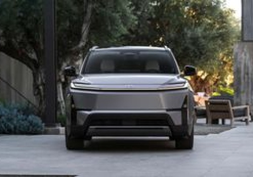 Toyota zaskoczyła wszystkich. Nowy Highlander jest elektrykiem