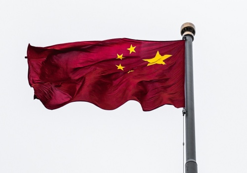 Chiny zaostrzają wyścig o chipy AI: ByteDance rozmawia z Samsungiem