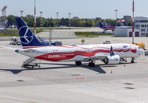 PLL LOT: Rekordowy 2025 rok i 11,7 mln pasażerów