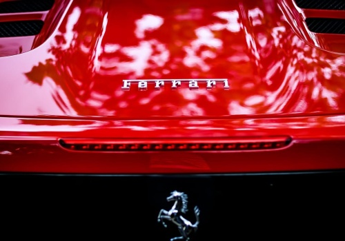 Czy najgorsze już minęło? Kering i Ferrari pokazują, jak podzielony jest rynek luksusu