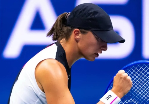 Rollercoaster w meczu Igi Świątek z Darią Kasatkiną w Dausze