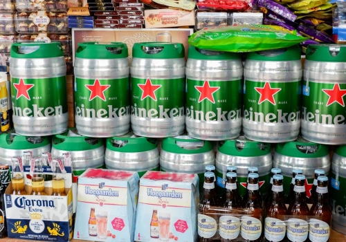 Piwny gigant zwalnia. 6 tys. miejsc pracy do likwidacji. Czy polscy pracownicy muszą się bać?