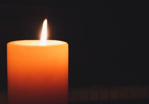 Nie żyje aktor uwielbianego serialu. Fani w rozpaczy. Miał sześcioro dzieci