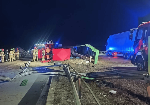 Dramatyczny wypadek na autostradzie A4. Gigantyczne utrudnienia w ruchu