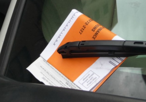 Radni chcą pomóc mieszkańcom Chicago w walce z nielegalnie zaparowanymi samochodami