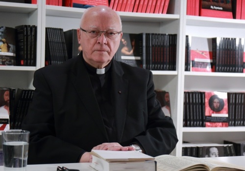 Atak na ks. prof. Chrostowskiego: pusta narracja przeciwko faktom i uczciwości