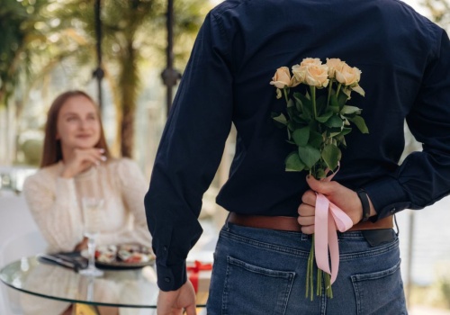 Uważaj na liczbę kwiatów i ich kolory. Taki bukiet może popsuć humor twojej walentynce