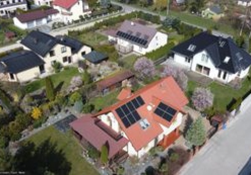 Wzięli dotację, ściga ich komornik. Minister ujawnia skalę problemu